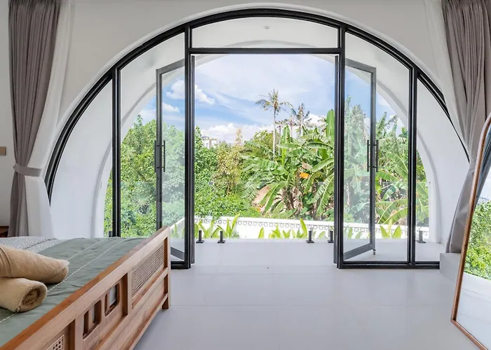 別荘 Charming 1br With Pool And Wooden Interior Cemagi