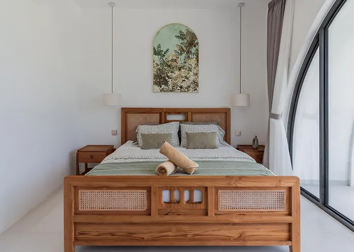 Charming 1br With Pool And Wooden Interior 別荘 Cemagi